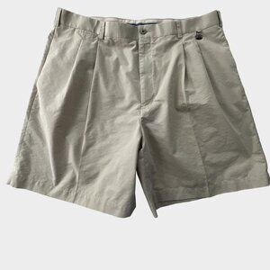 Jantzen Ultimate Golf Shorts Mens 42 Tan Pleated Casual Lightweight Preppy